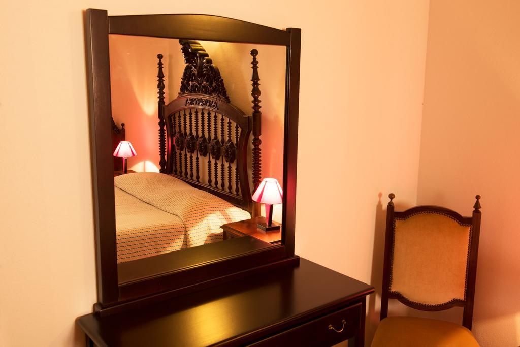 Recanto Da Ribeira Casas De Campo Monchique Room photo